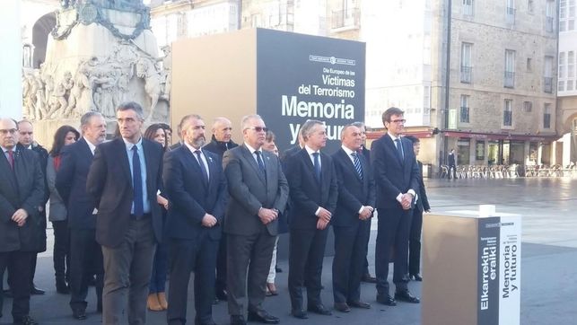 Homenaje en Vitoria a las víctimas del terrorismo.